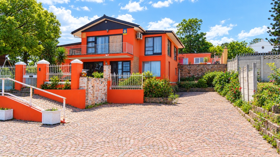 8 Bedroom Property for Sale in Cloetesville Western Cape